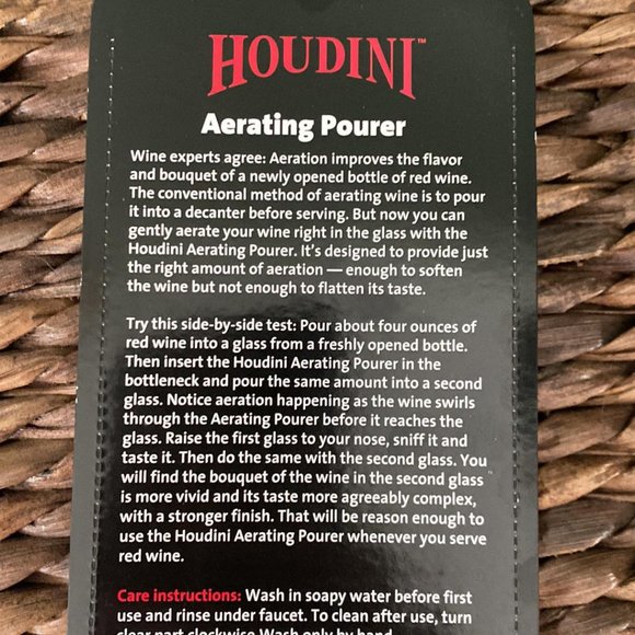 Metrokane Houdini Aerating Pourer Wine Tools, Metallic Silver - Picture 3 of 4